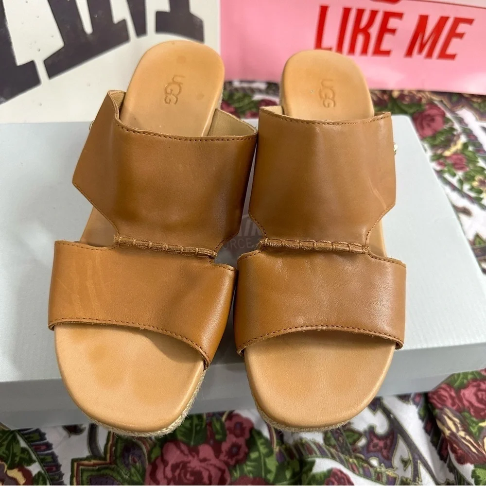 Ugg Eirene sz 8.5 wedge sandals
